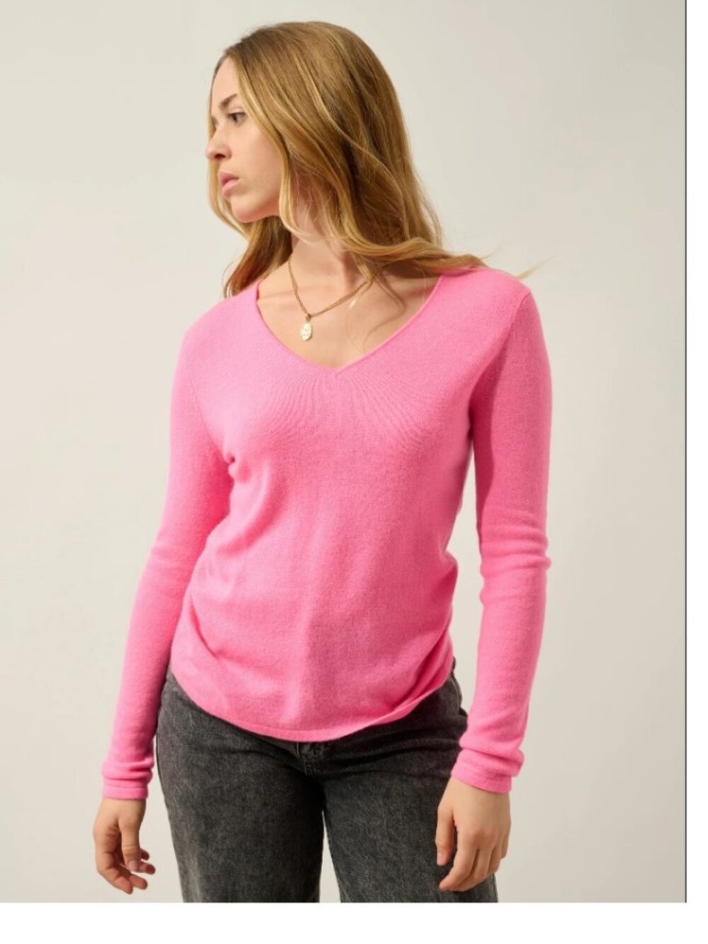 Celeste V-Neck Cashmere Sweater in Bubble Gum Pink